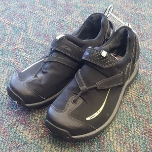 Go Lite Hiking Sneakers